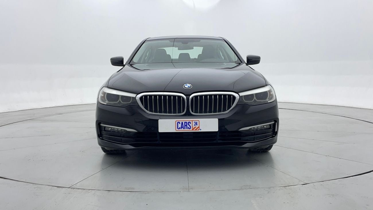 BMW 520i EXCLUSIVE 2 | Zero Down Payment | Home Test Drive