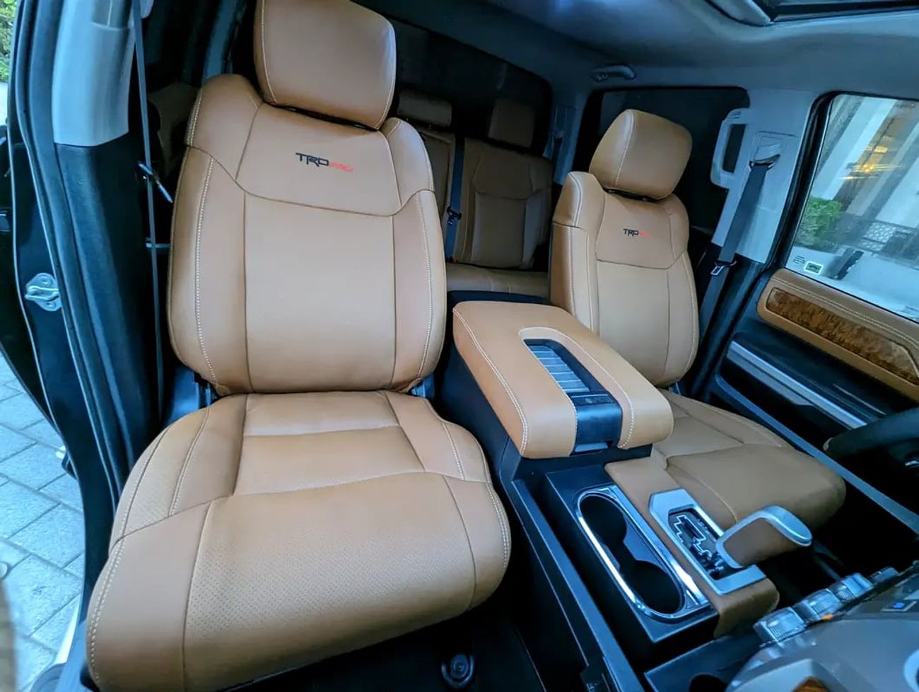 تويوتا تاندرا Crewmax 1794 Edition | GCC Specs Facelifted