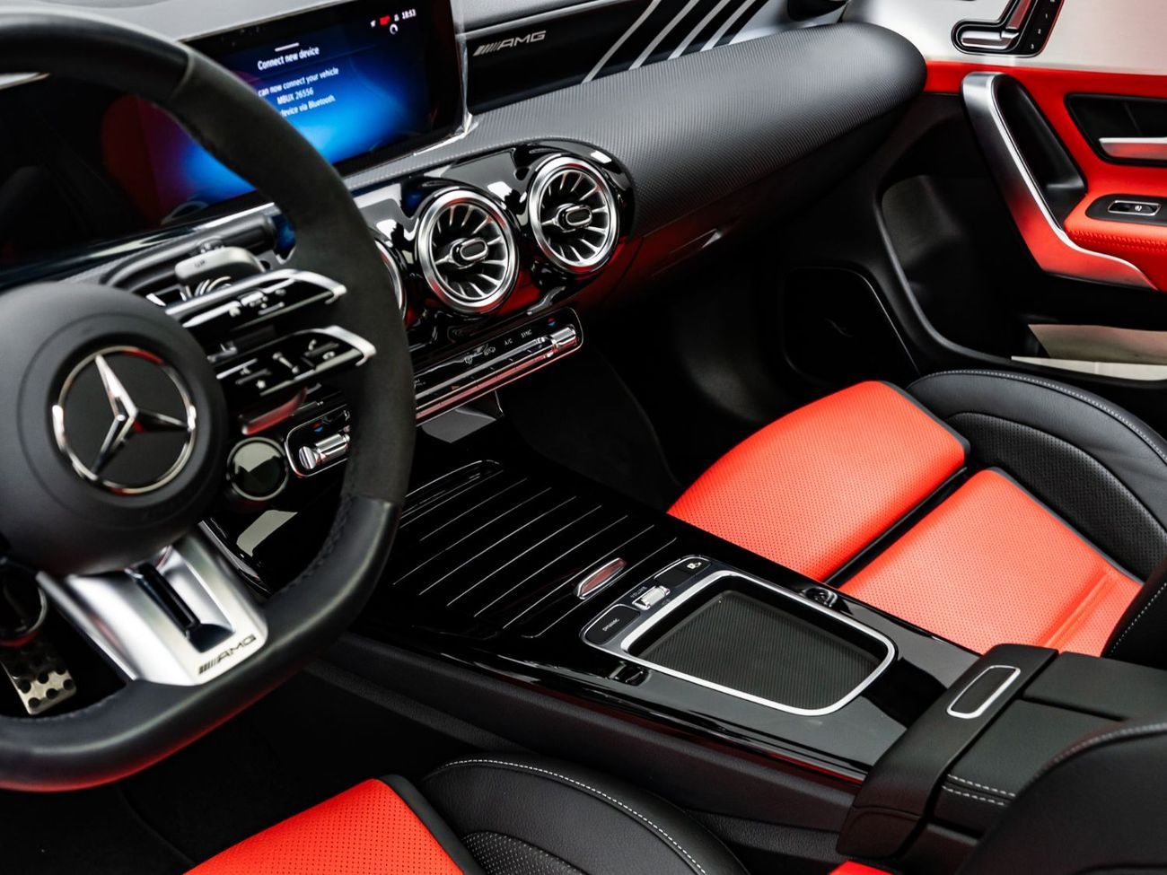 مرسيدس بنز CLA 45 S  AMG 2024 Mercedes CLA 45s AMG 4Matic+, 2029 Mercedes Warranty + Service Contract, Low KMs, GCC