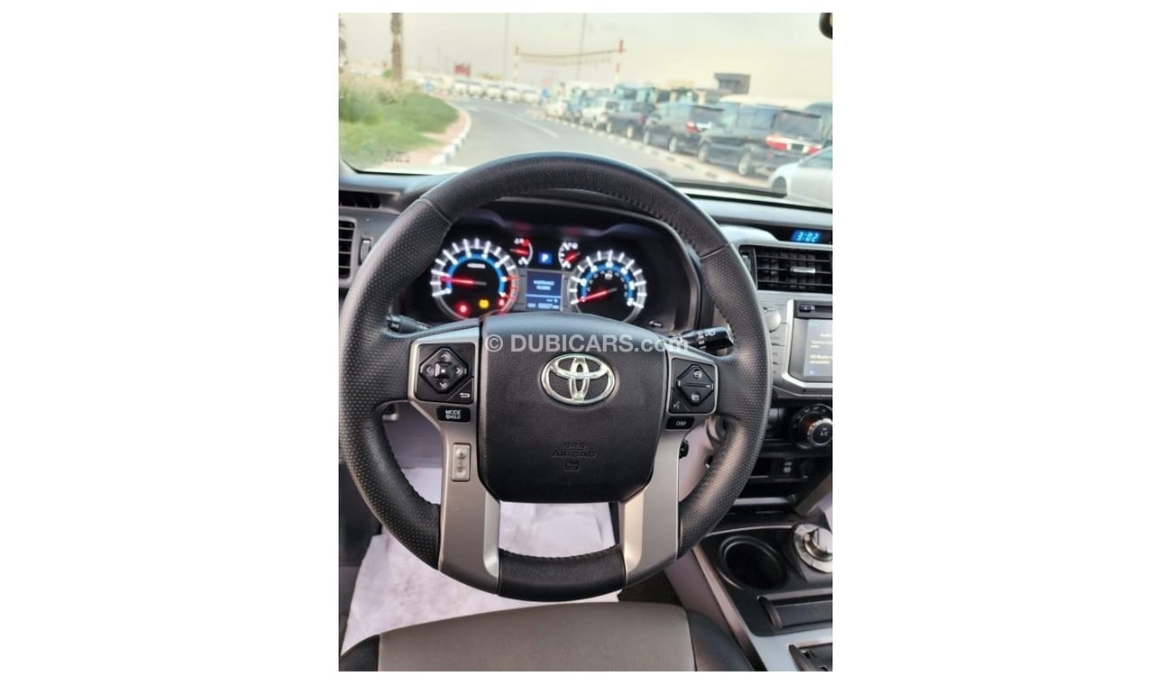 Toyota 4Runner LIMITED 4X4