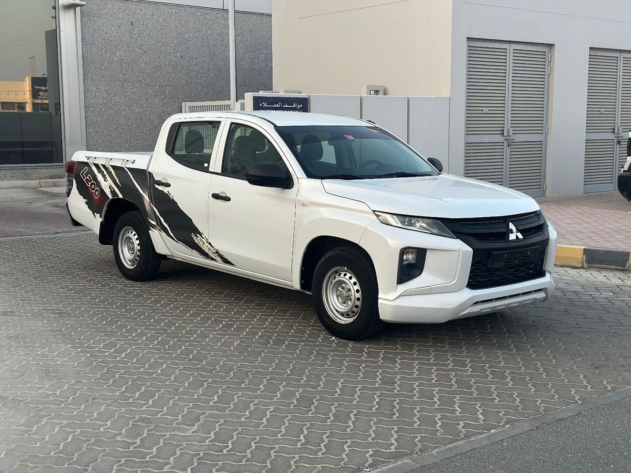 Mitsubishi L200 GL 2.4L (128 HP) Double Cab Utility