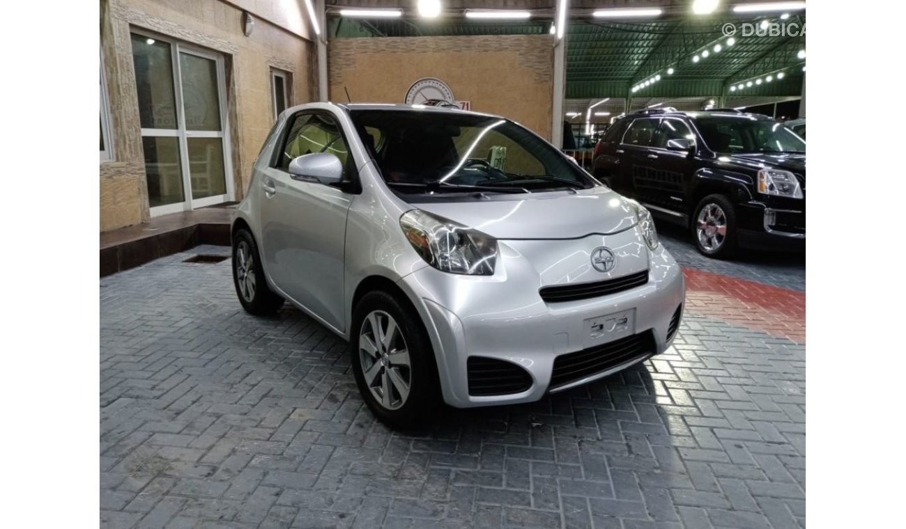 Toyota IQ TOYOTA IQ