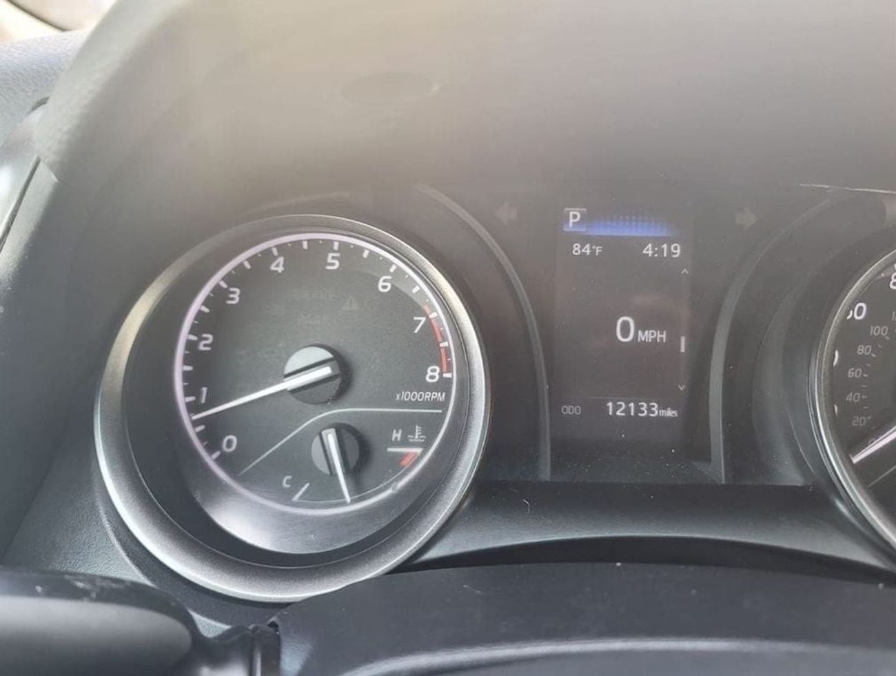 تويوتا كامري SE 2.5L (204 HP)