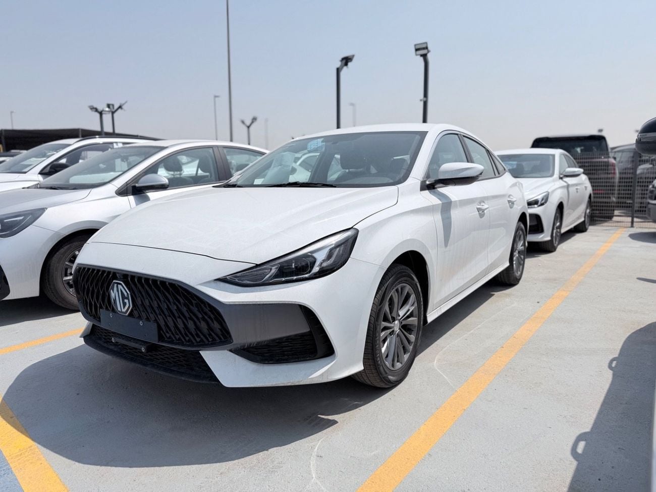 MG 5 MG 5 1.5L – A modern and fuel-efficient saloon