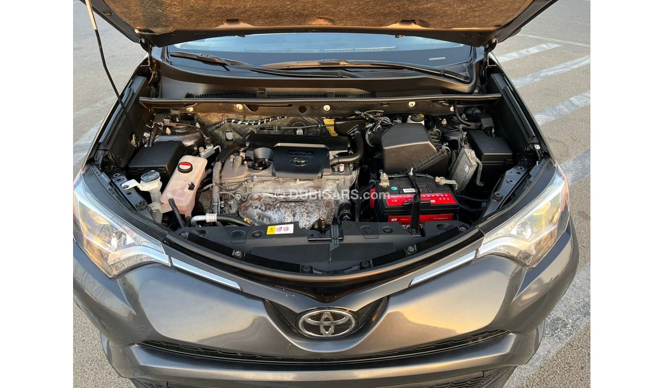 Toyota RAV4 2017 TOYOTA RAV4 XLE / AWD / MID OPTION