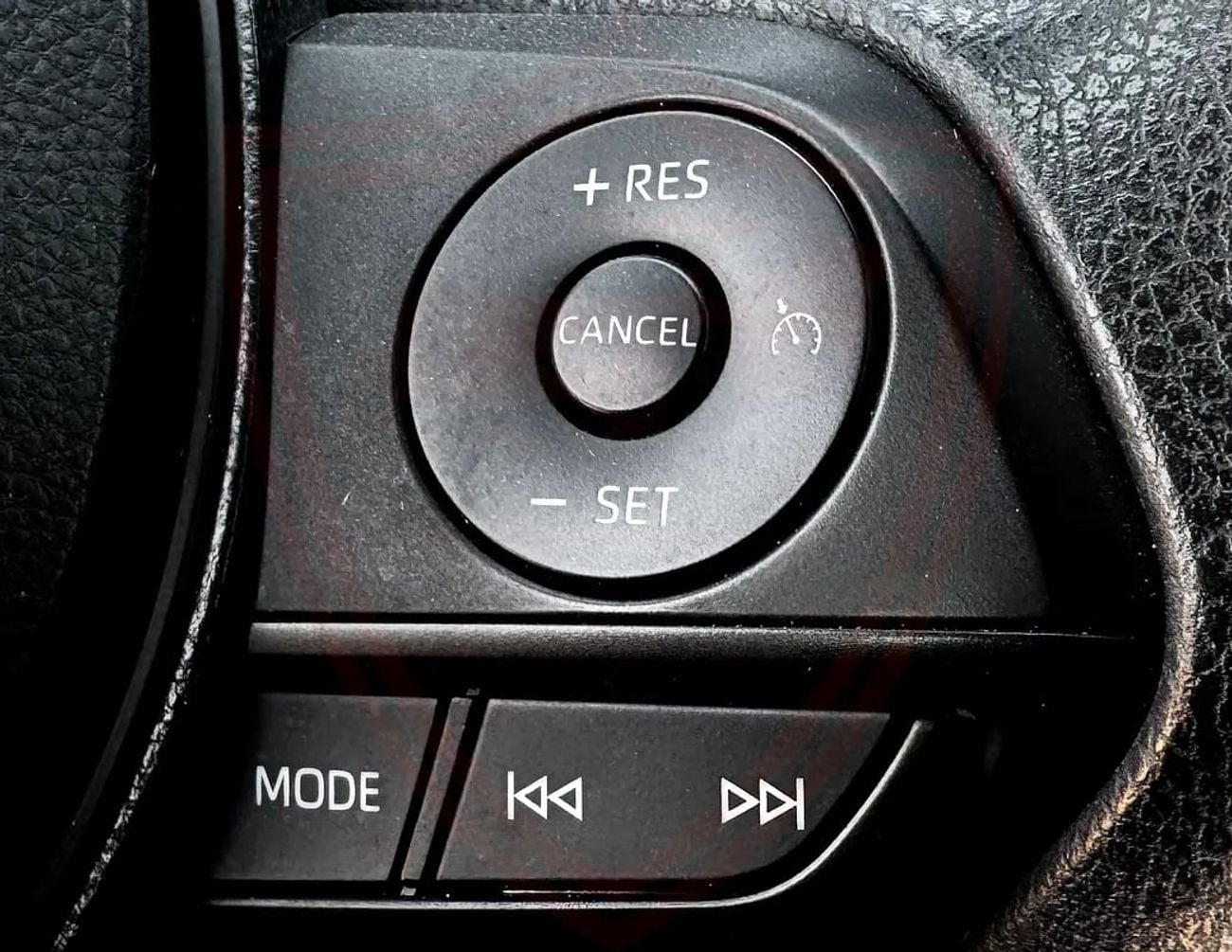 تويوتا راف ٤ إي إكس Rav4 Hybrid | 2.5 L | | GCC | Accident-Free | In Excellent Condition | 1320 P.M