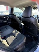 Toyota RAV4 TOYOTA RAV4 HYBRID XLE 2.5L