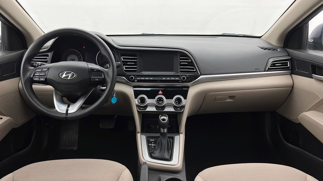 Hyundai Elantra 1600