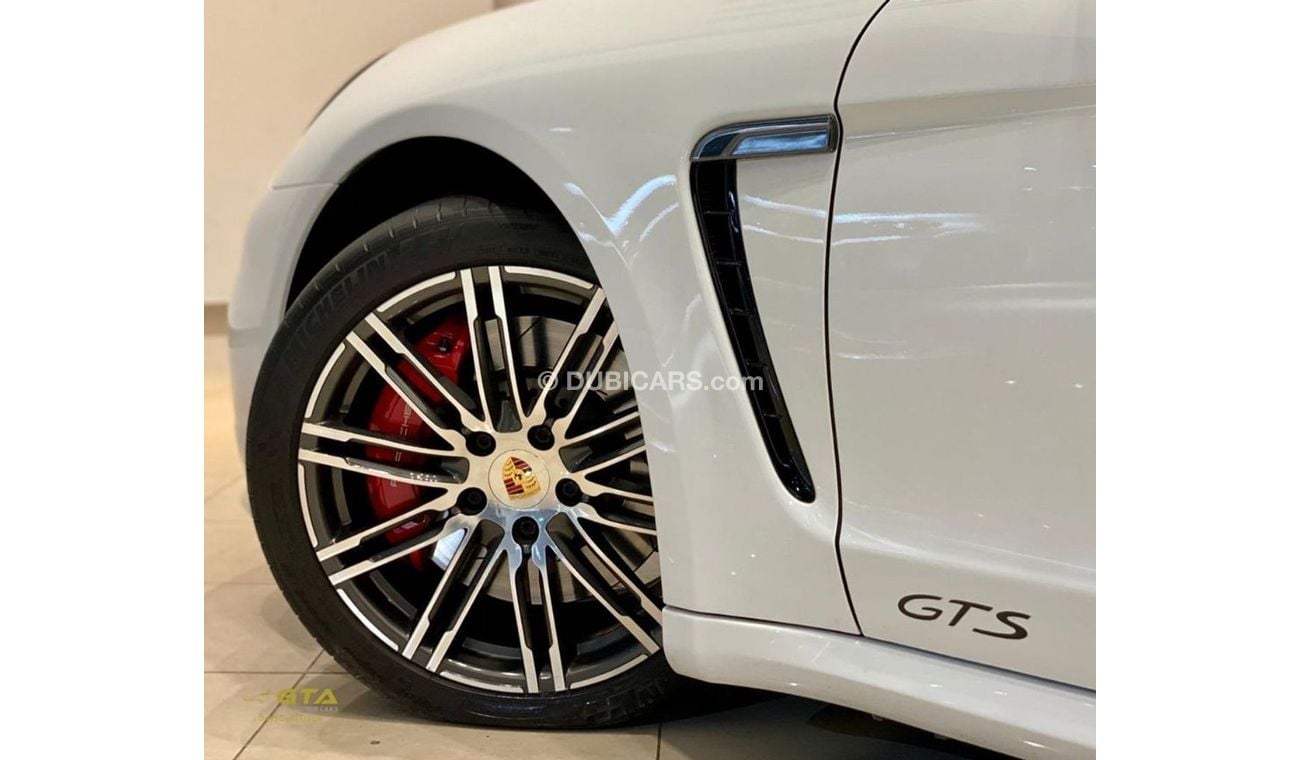 بورش باناميرا 2016 Porsche Panamera GTS, Porsche Warranty, Full Service History, Low Kms, GCC
