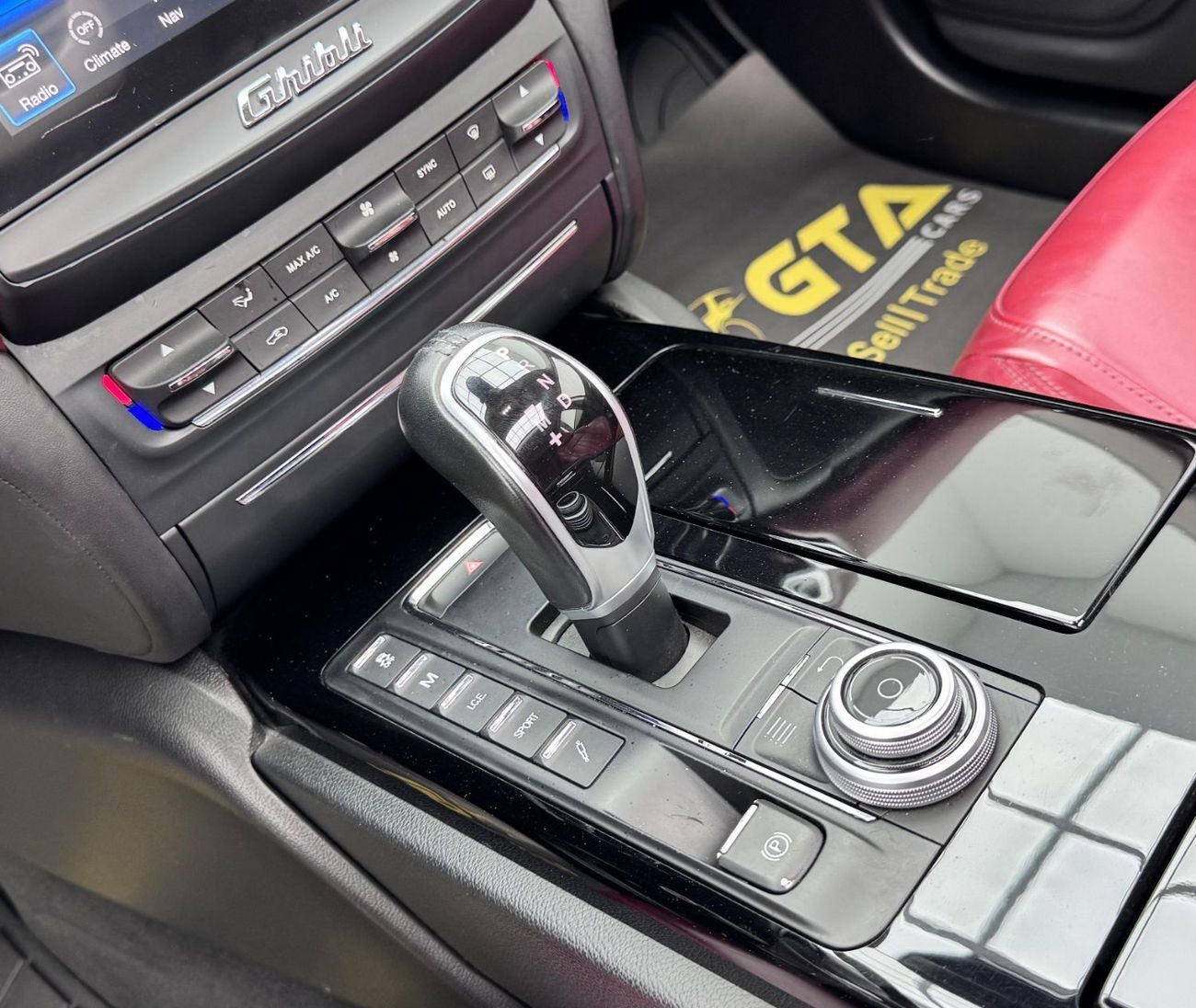 مازيراتي جيبلي S Q4 3.0L (410 HP) 2017 Maserati Ghibli S Q4, Full Service History, Excellent Condition, Low Km, GCC