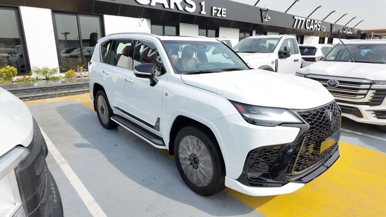 لكزس LX 700h F Sport