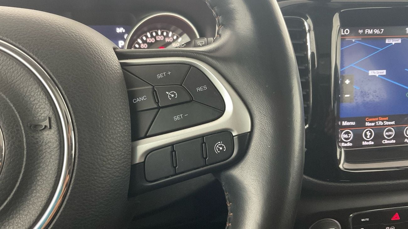 جيب كومباس 2.4 LIMITED HIGHLINE 4WD AUTO | شامل الضمان | 0 ﺪﻔﻋﺓ ﺃﻮﻟﻯ