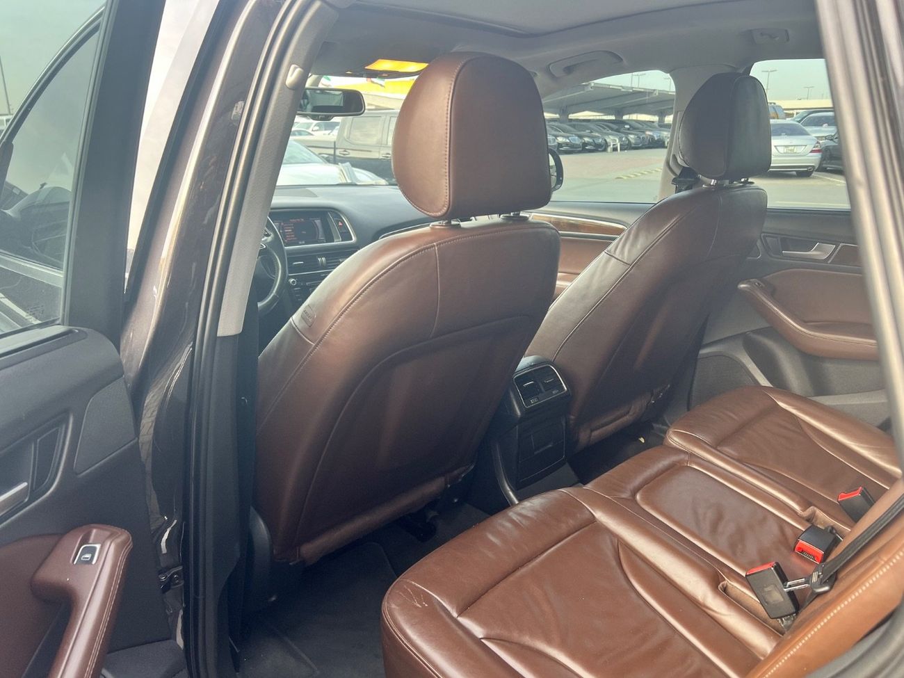 أودي Q5 40 TFSI S-Line 2.0L