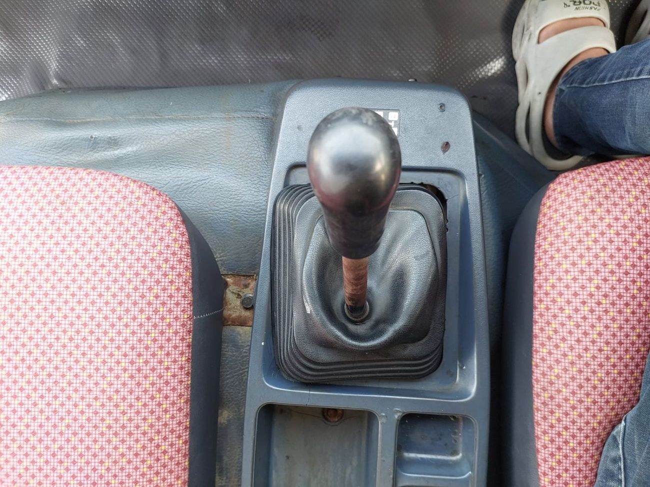 Isuzu Juston (RAMADAN OFFER) ISUZU JUSTON TRUCK RHD 1993 MODEL 7.2 L DIESEL MANUAL(PM08700)