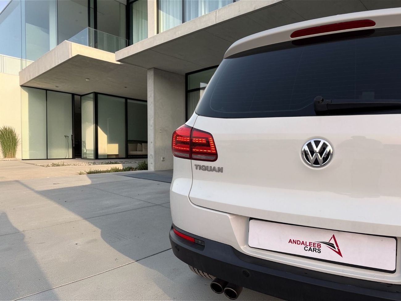 فولكس واجن تيجوان 2.0 TSI Elegance