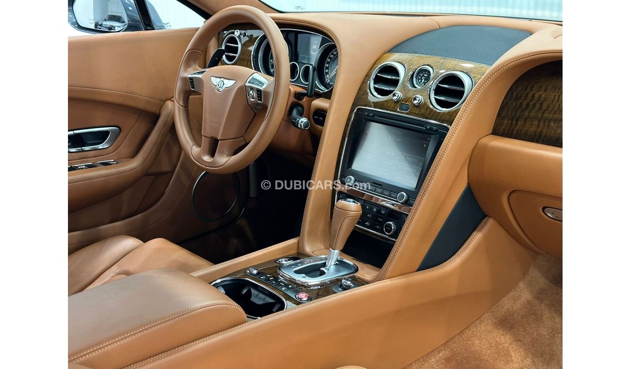 Bentley Continental GT 2015 Bentley Continental GT, Full Service History, Full Options, Low Kms, GCC