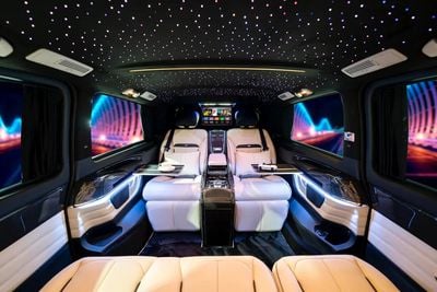 Mercedes-Benz V 300 ARRIVAL MODEL VIP MERCEDES GCC V300 with ADDITIONAL REAR AC - 2 Years Warranty by VLINE