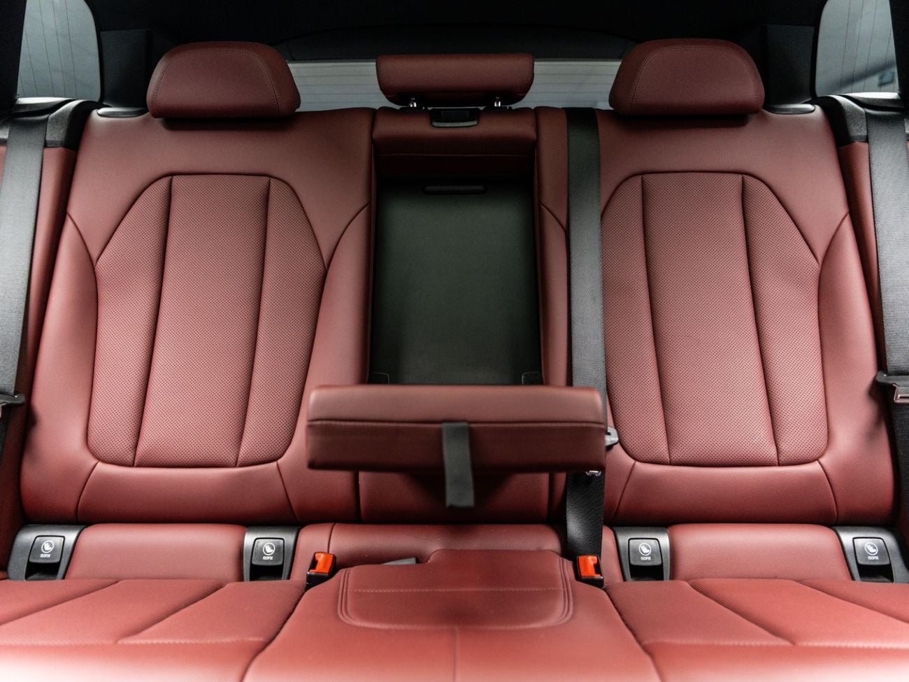 BMW X3 XDRIVE 30i M SPORT BUY NOW, PAY 2027 | THE BLACKLINE STANDARD | March 2027 Warranty + Service, GCC