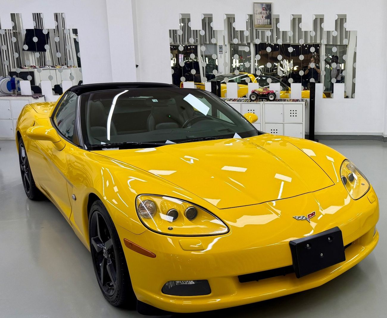 شيفروليه كورفت Original paint .. LS2 .. Perfect Condition .. Japan import ..