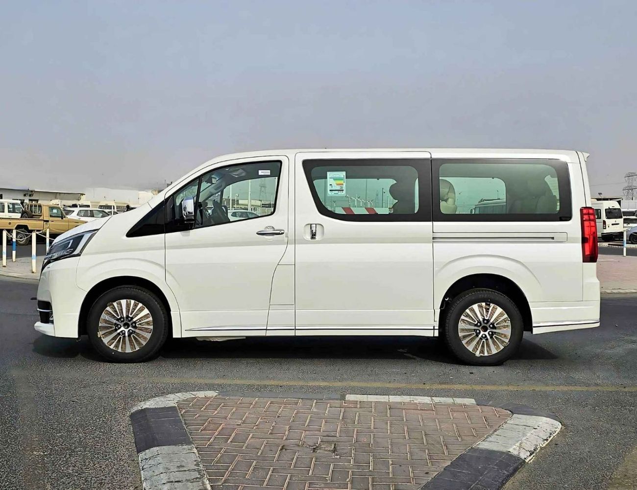 Toyota Granvia PREMIUM LUXURY/3.5L V6 PETROL A/T/360*CAMERAS, RADAR / VSC 8” MULTIMEDIA,VIP SEATS (CODE # GNPPR)