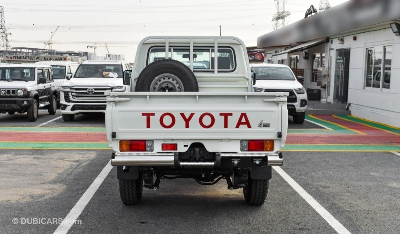 Toyota Land Cruiser Pick Up LC79 SC 2.8L AT Diesel