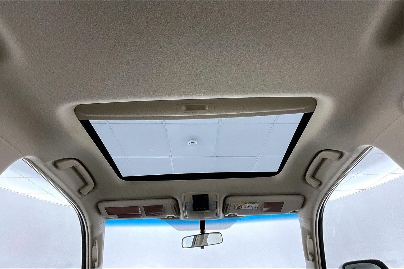 تويوتا برادو GXR | سنة ضمان مجانية | 0 دفعة أولى | سياسة الإعادة بعد 7 أيام