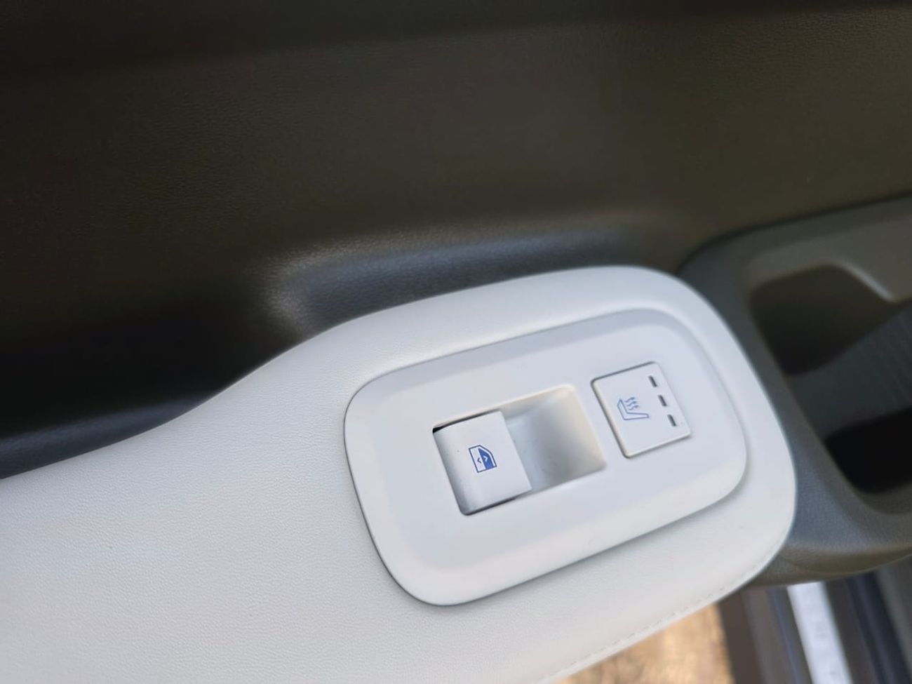 Hyundai Santa Fe 2024 Santa Fe Calligraphy Two sunroof , 360 camera and auto parking system