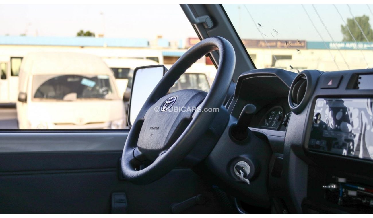 Toyota Land Cruiser 70 TOYOTA HARDTOP LC78 4.2L V6 13 SEATS MODEL 2023