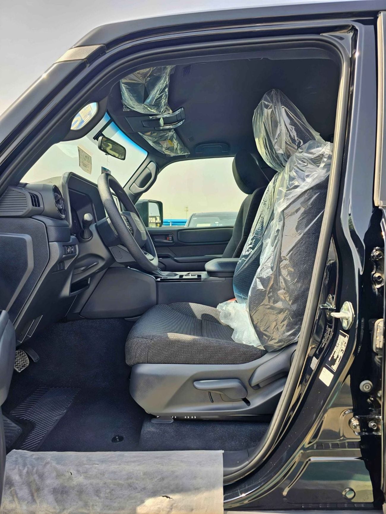 Toyota Prado ALL ROUNDER TURBO BASIC / 2.4L PETROL V4 / DVD+CAMERA / COOL BOX (CODE#PPARY)