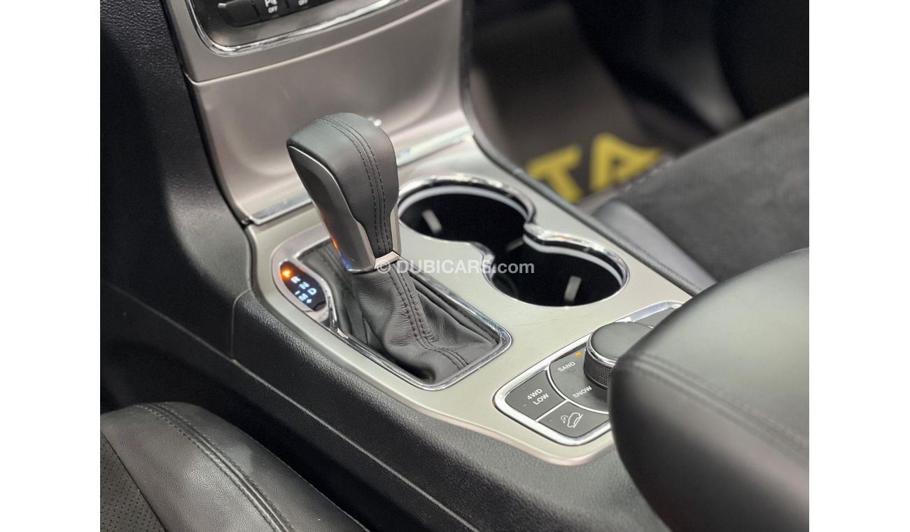 Jeep Grand Cherokee 2017 Jeep Grand Cherokee Night Eagle Edition, Warranty, Full Jeep Service History, GCC