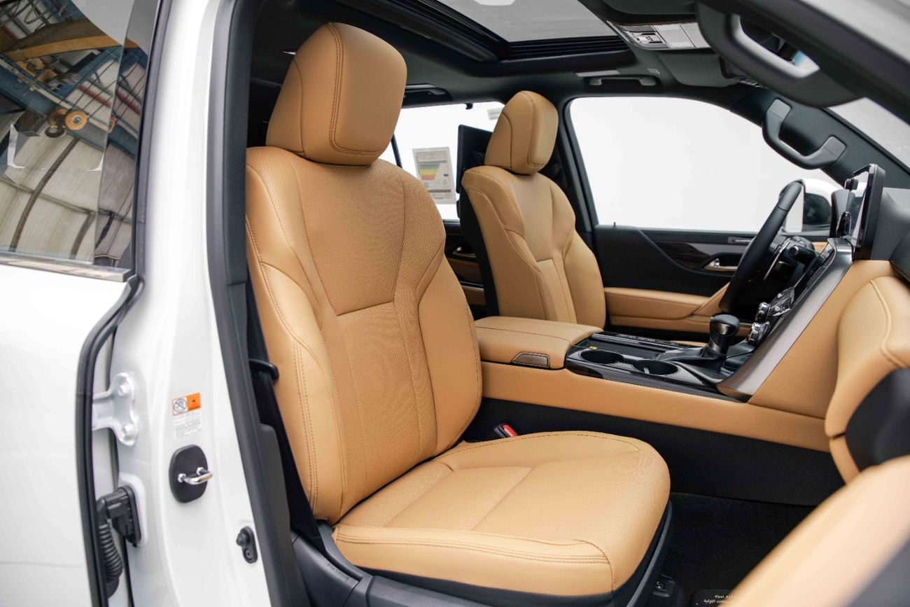 Lexus LX 600 Signature 3.5L - Sonic Quartz Inside Black | Export Only