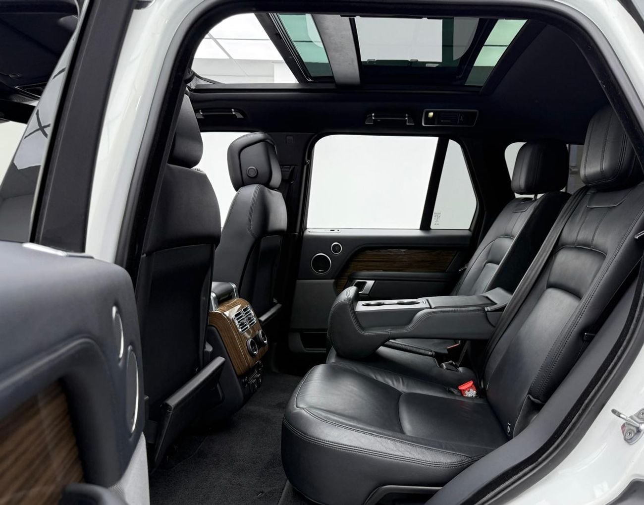 لاند روفر رينج روفر 2018 Range Rover  HSE,One Year Unlimited KM Warranty, Agency Full Service History,GCC