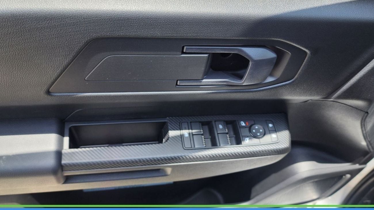 Mitsubishi L200 Mitsubishi L200 2.4L Diesel D-Cabin 4x4 GL M/T Mid-Line MY-2026