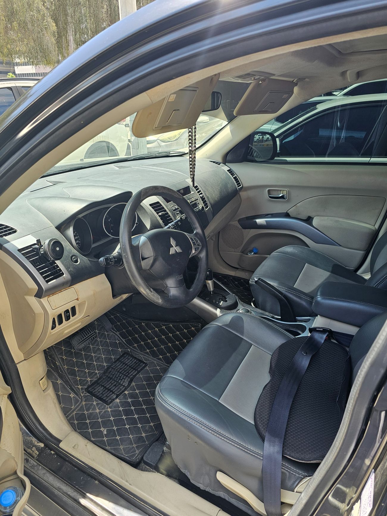 ميتسوبيشي آوتلاندر