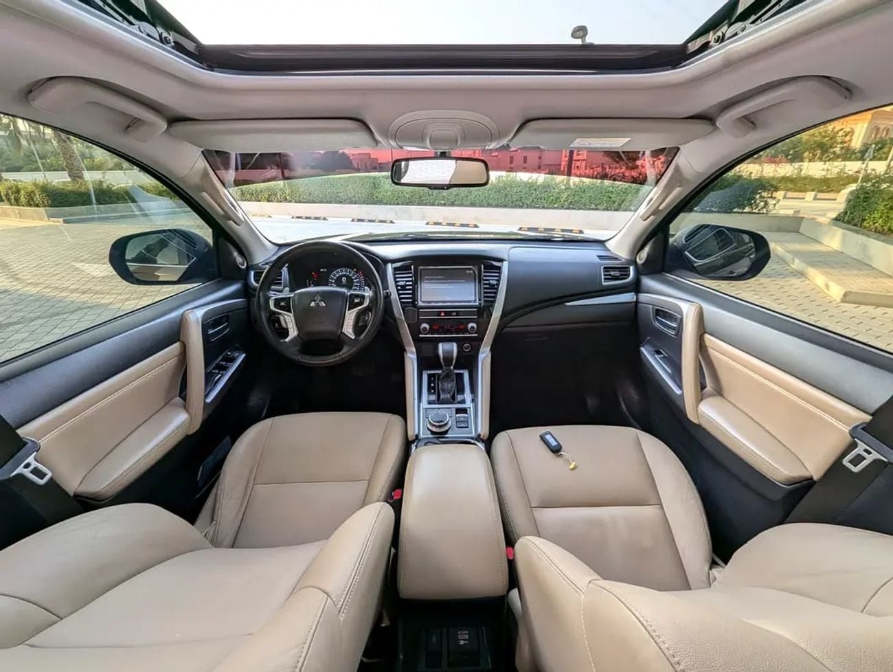 Mitsubishi Montero Sport GLS Top Line 4WD | GCC Specs