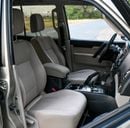 ميتسوبيشي باجيرو ميتسوبيشي باجيرو 2013 خليجي بحالة ممتازة GLS Base 3.5L (5 Seater)