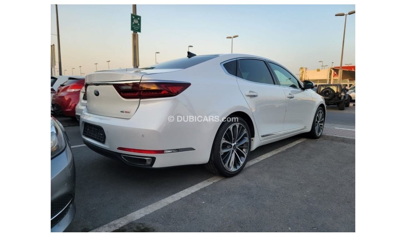 Kia Cadenza