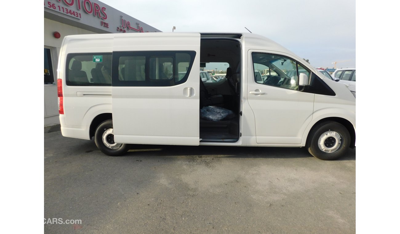 Toyota Hiace High Roof GL 2.8L Bus Diesel 13-Seater A/T