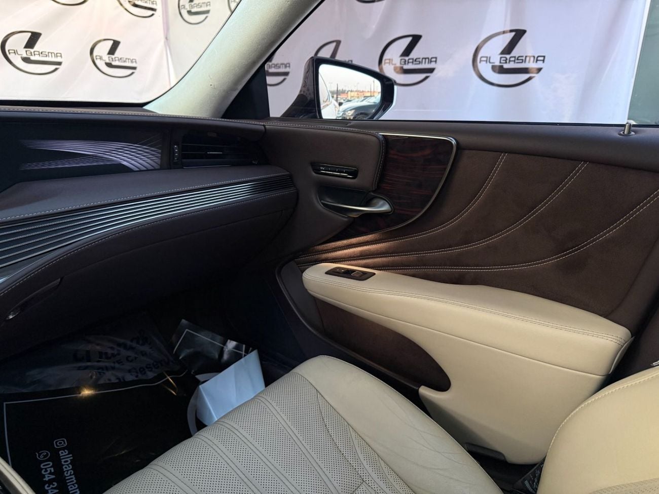 Lexus LS500 TITANIUM