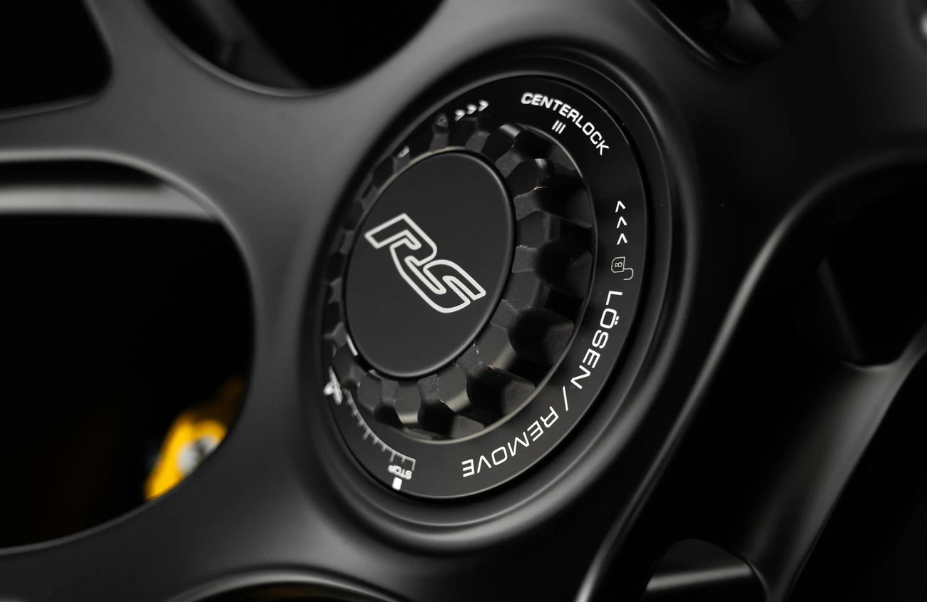 بورش 911 4.0L F-6 Naturally Aspirated Engine