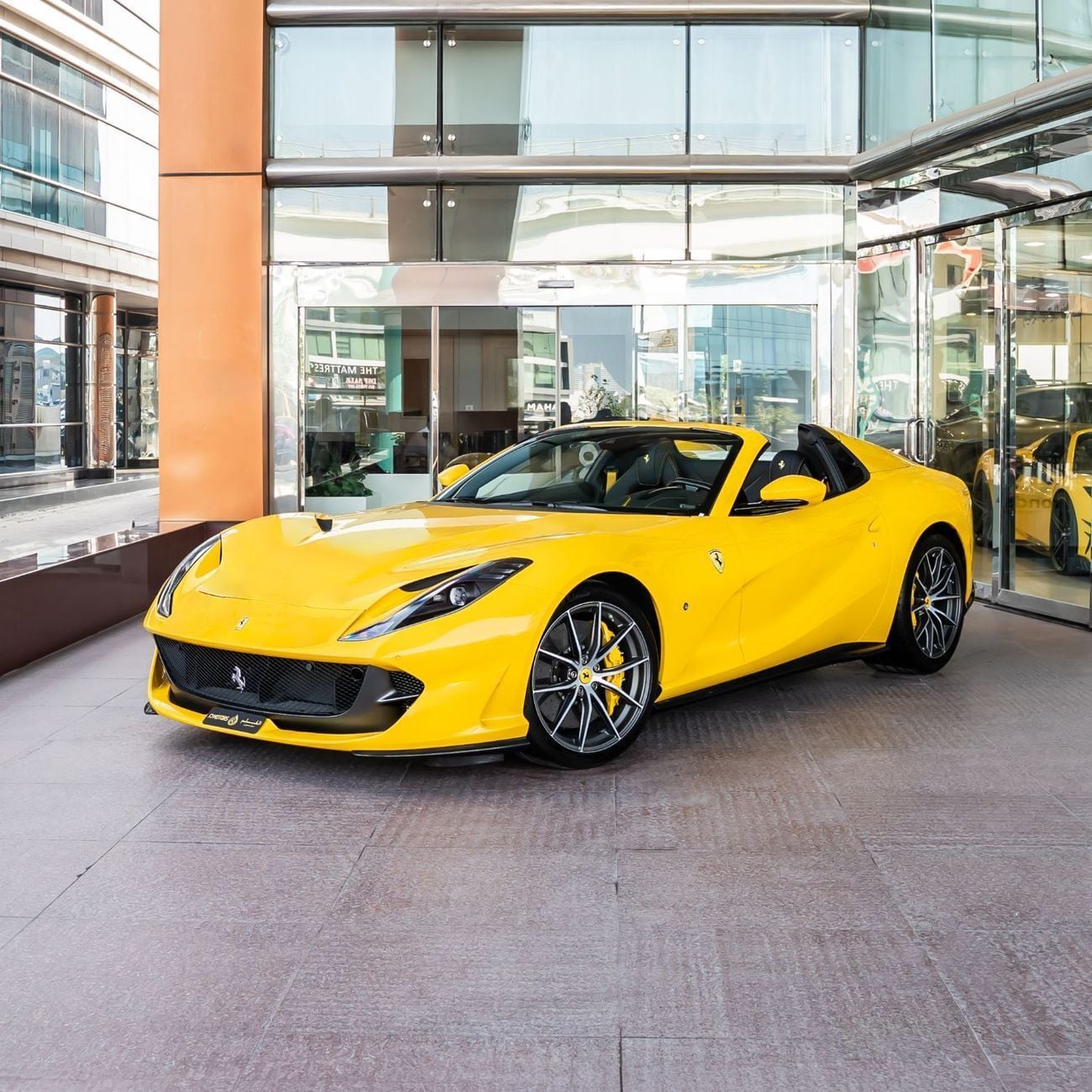 فيراري 812 GTS GTS 2022 FERRARI 812 (FULL CARBON BODY) DONE ONLY 3000KM