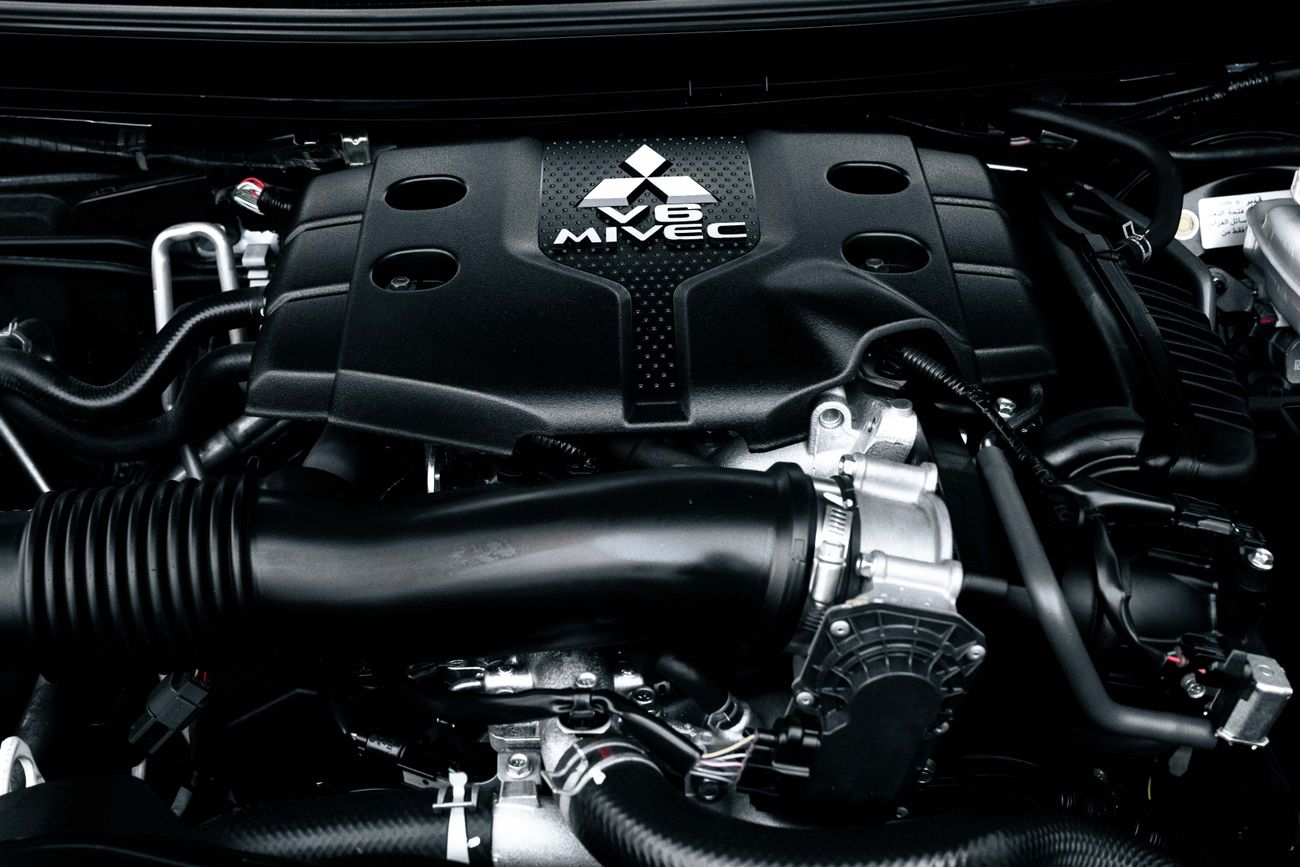 Mitsubishi Montero Sport Montero Sport Prime Edition | 2,057 P.M | 0% Downpayment | AL HABTOOR WARRANTY