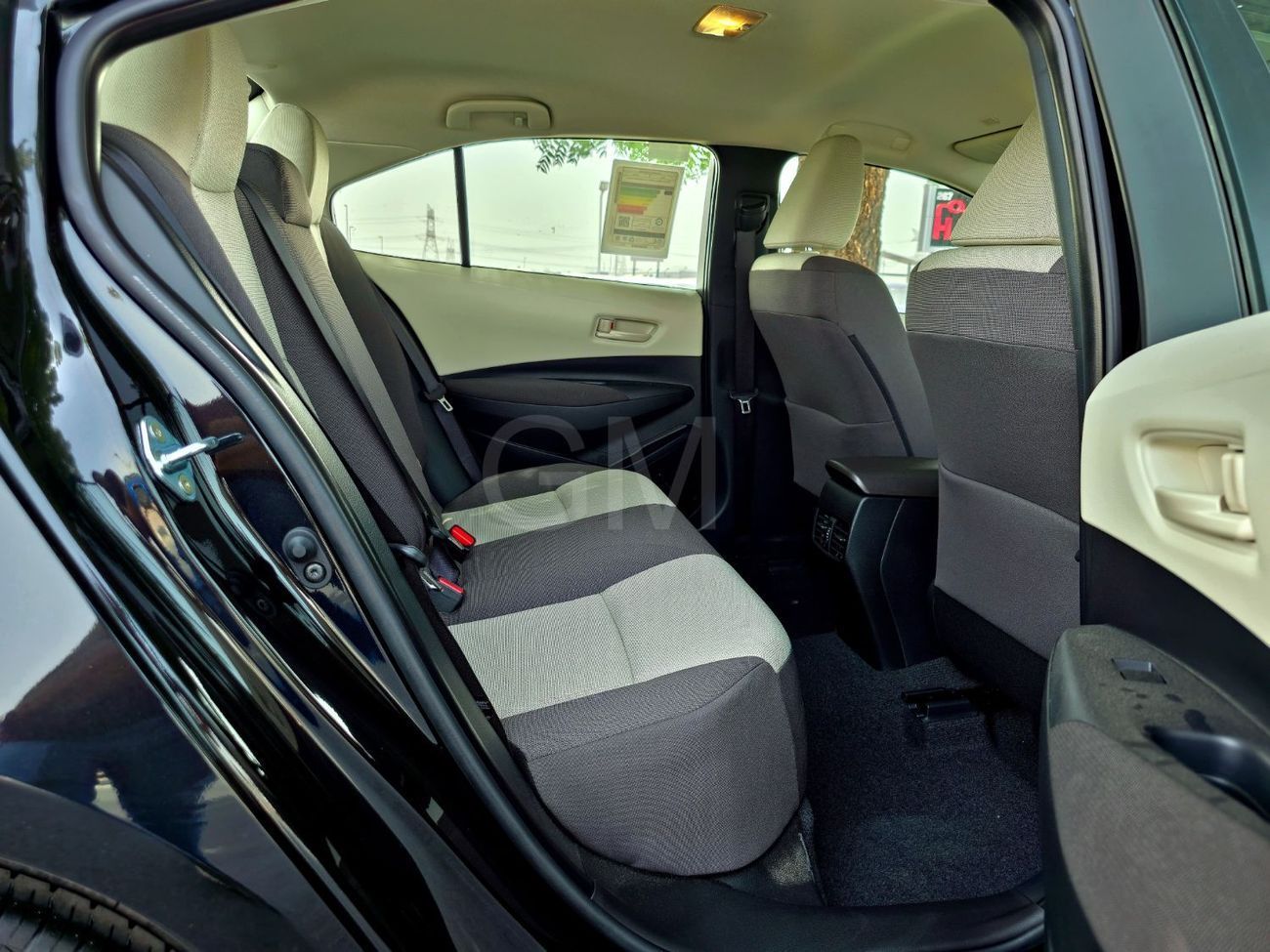 Toyota Corolla TOYOTA COROLLA 1.6L XLI - BASIC - 2025 MODEL - BLACK INSIDE BEIGE - OMANI