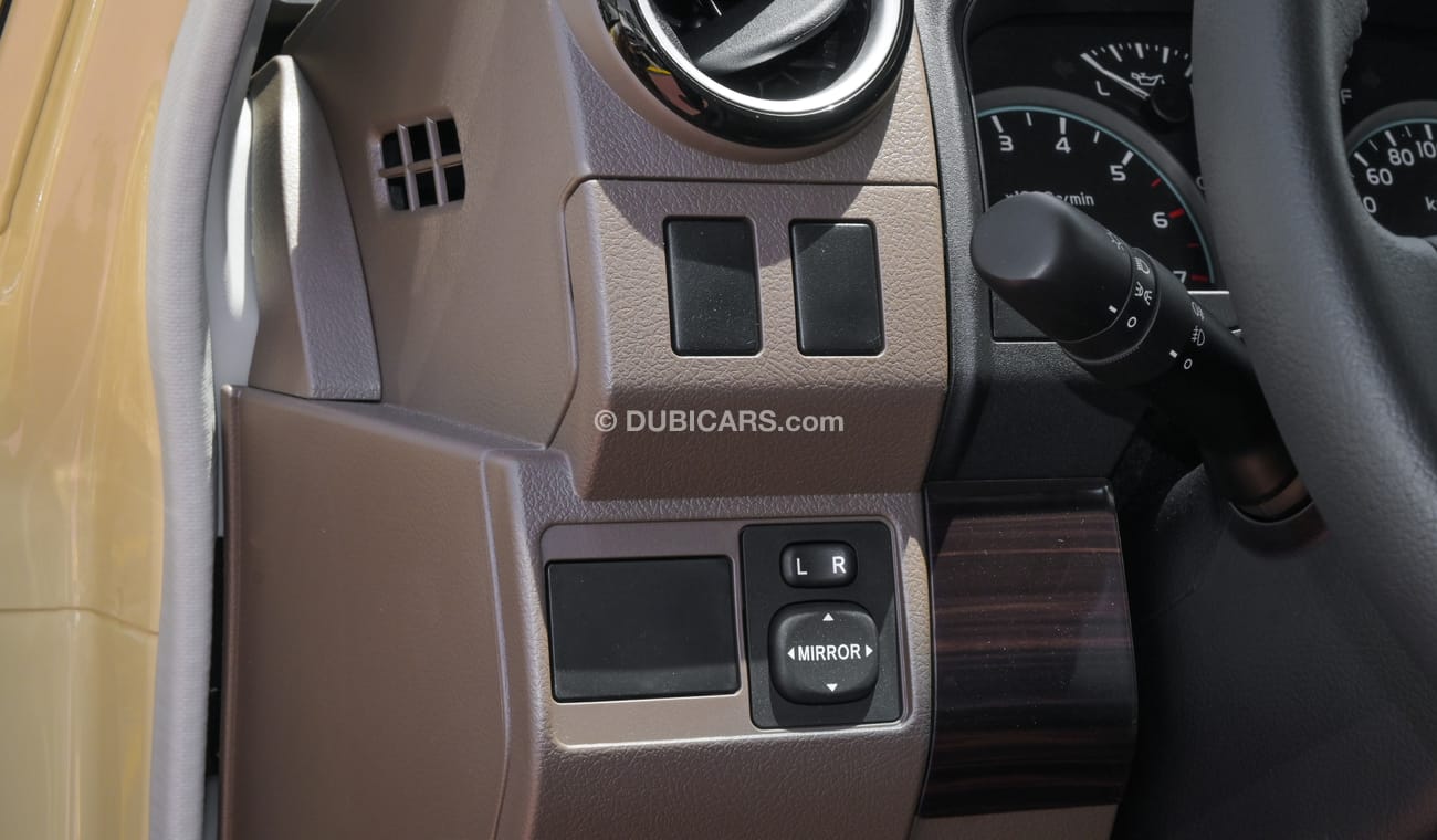 Toyota Land Cruiser 70 LX V6 4.0L