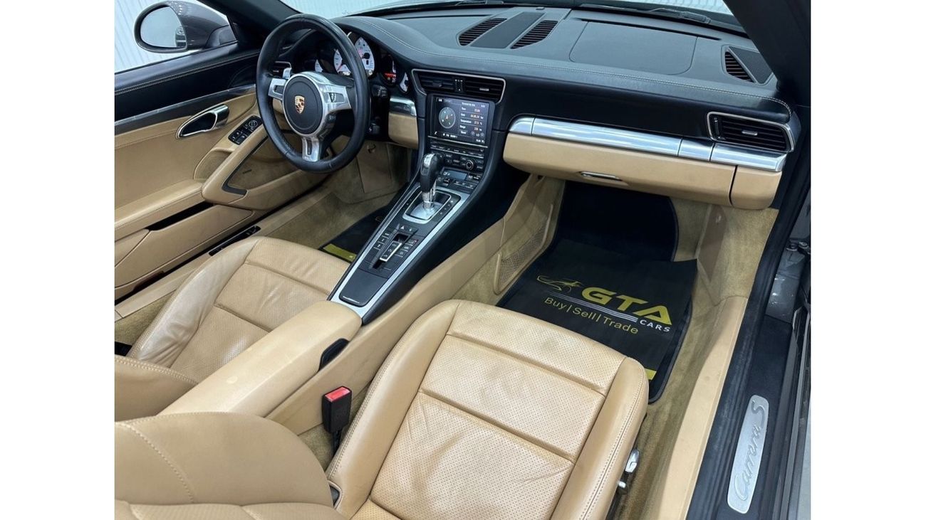 Porsche 911 2014 Porsche 911 Carrera S, Full Service History, GCC