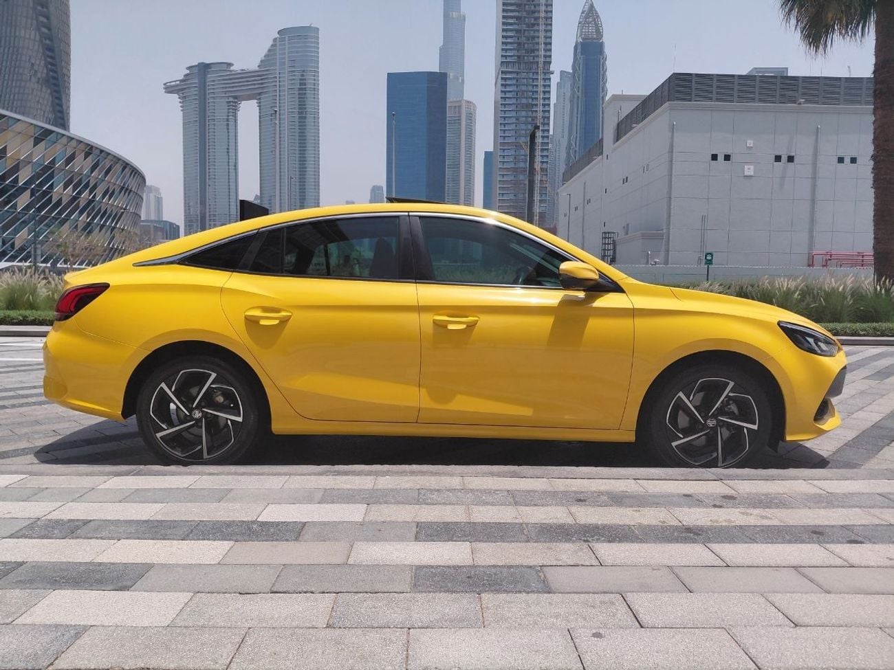 أم جي GT LUXURY