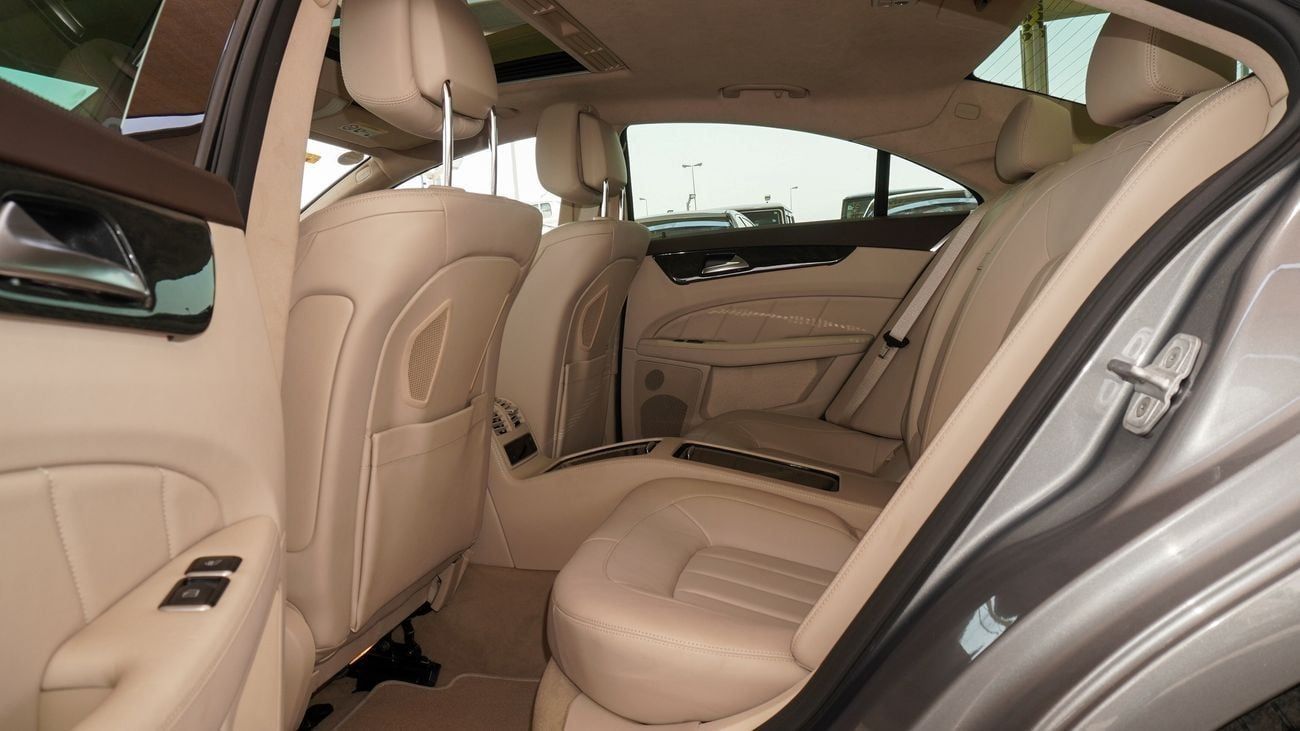 مرسيدس بنز CLS 550