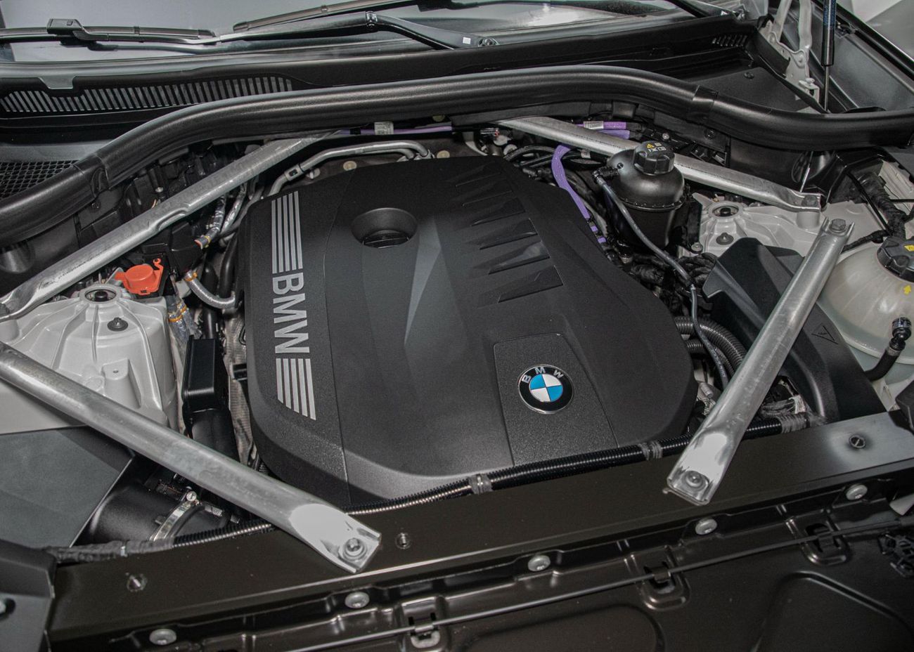 بي أم دبليو X5 40i M Sport 3.0L