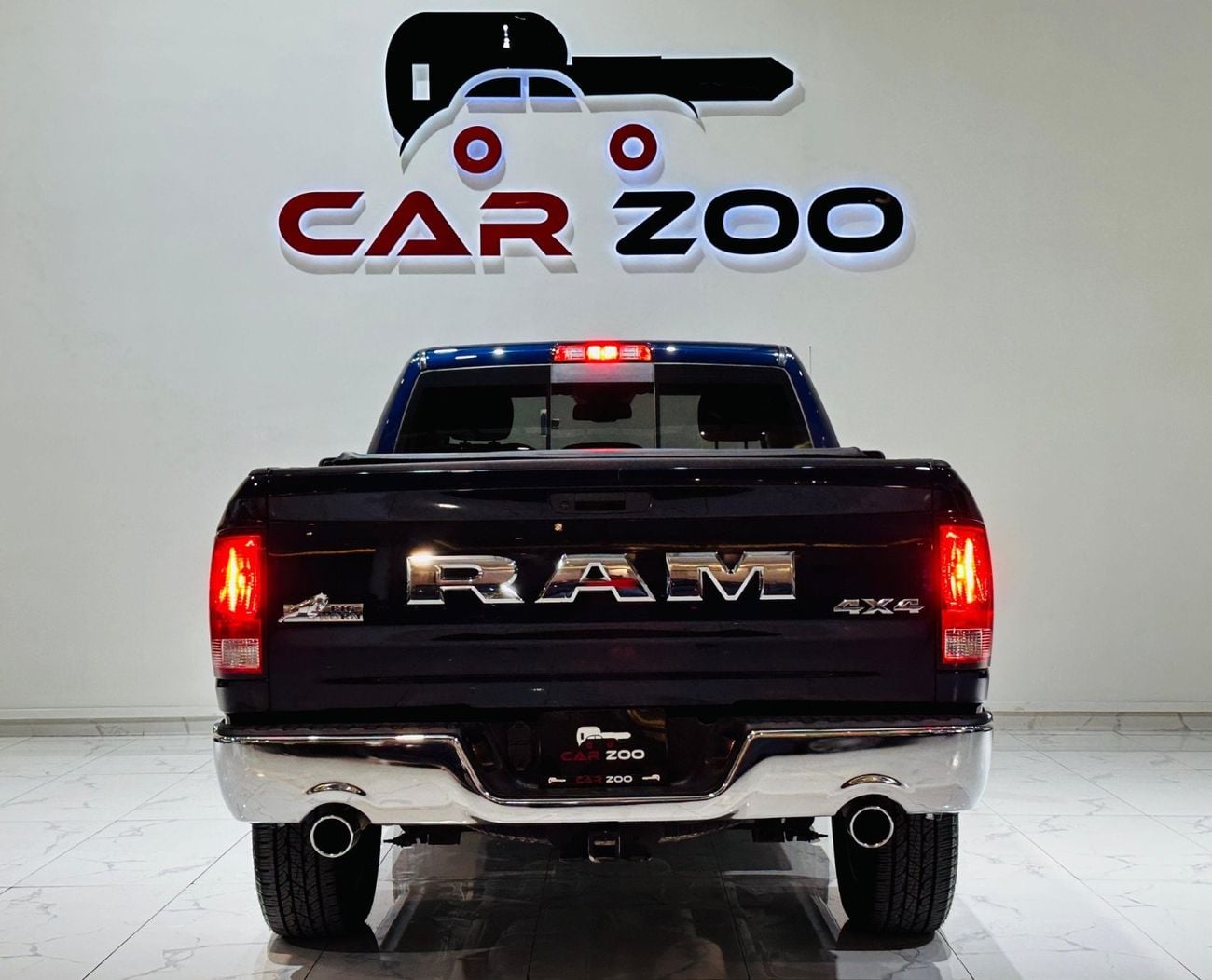 رام 1500 Classic 5.7L Single Cab Utility (2 Seater)