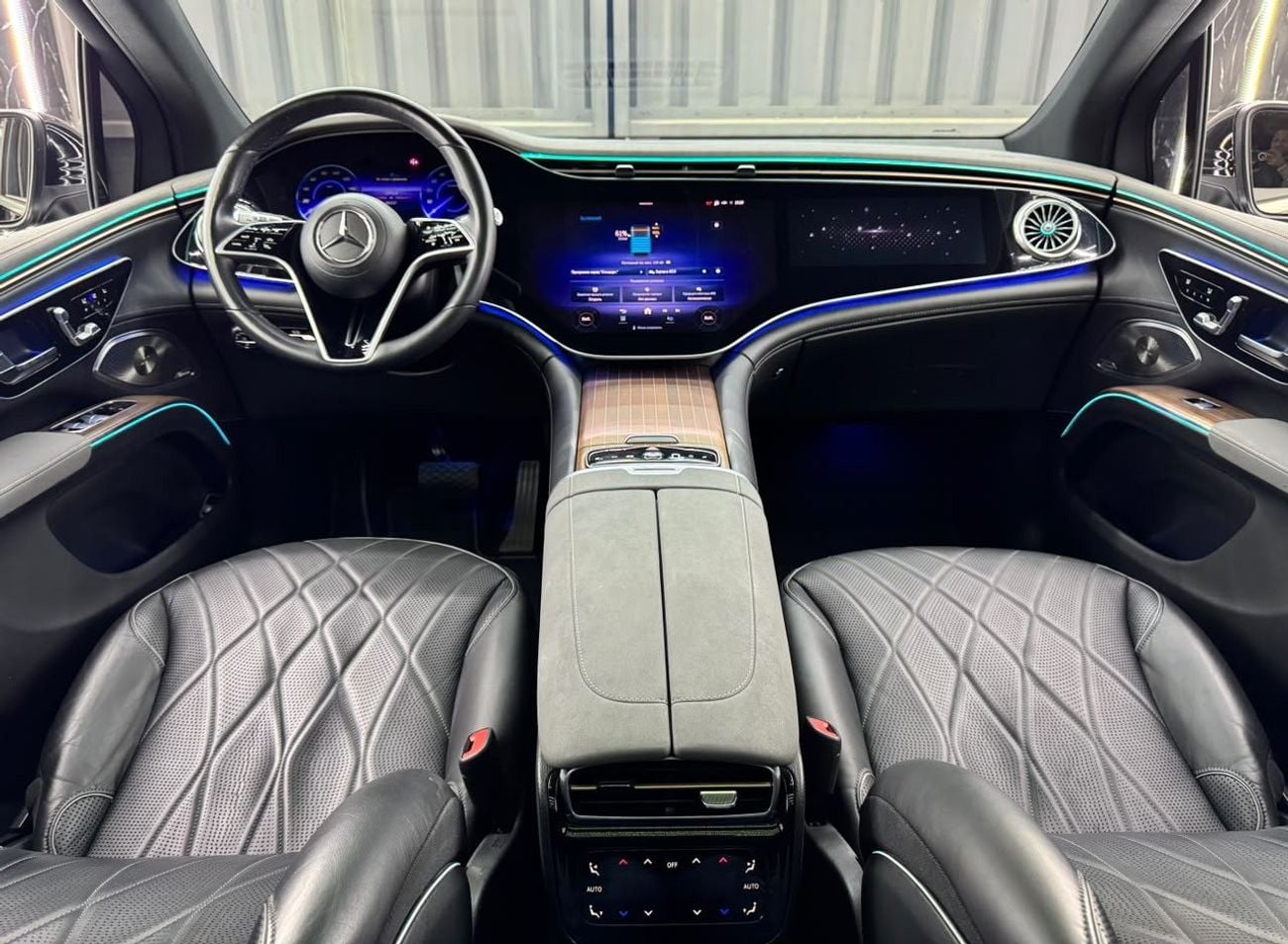 Mercedes Benz EQS 580 EQS 580 4MATIC Korean | Luxury 7 seater  SUV | Fully Electric | Well Maintained